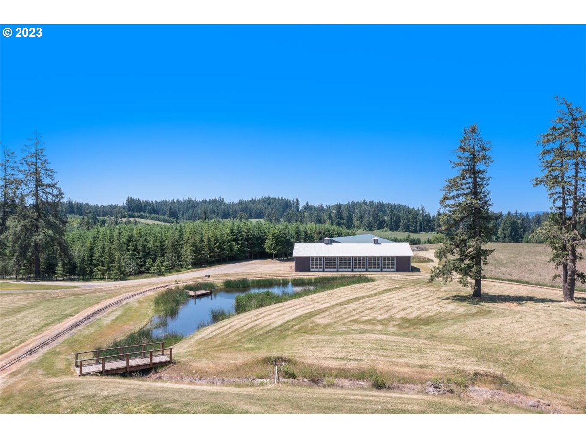 21187 South Leland Road Oregon City, OR 97045 - Photo 39 of 48 Gallery Image 39