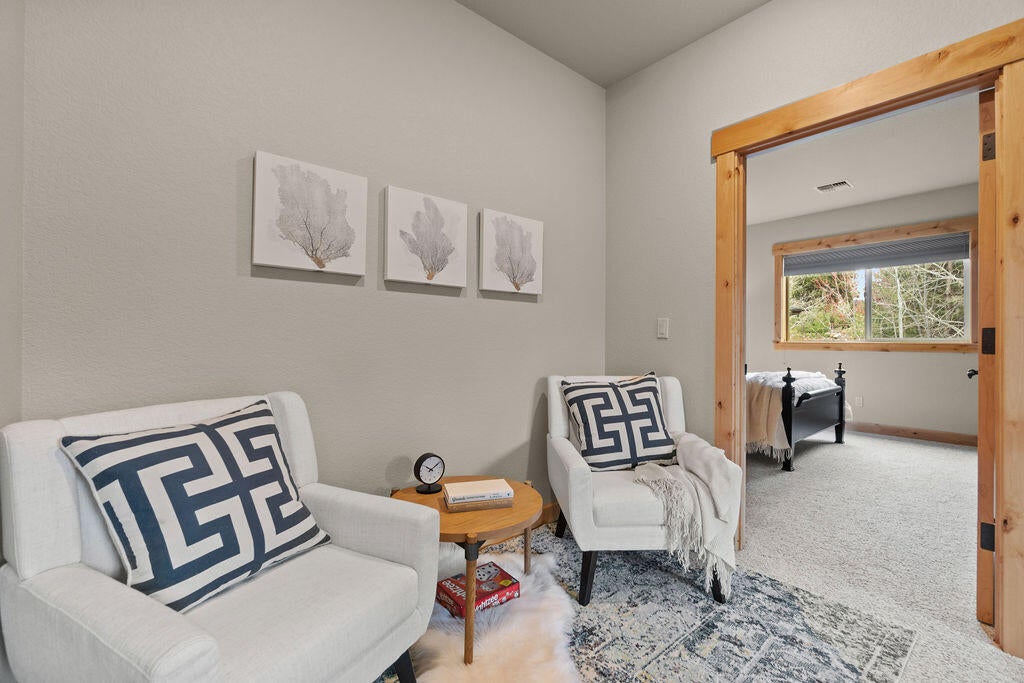 60511 Snap Shot Loop Bend, OR 97702 - Photo 21 of 34 Reading Nook at Top of Stairs