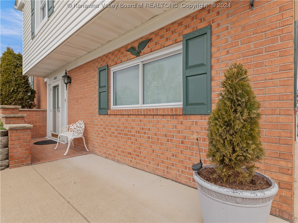 2102 Mount Vernon Road Hurricane, WV 25526 - Photo 5 of 44 Gallery Image 5