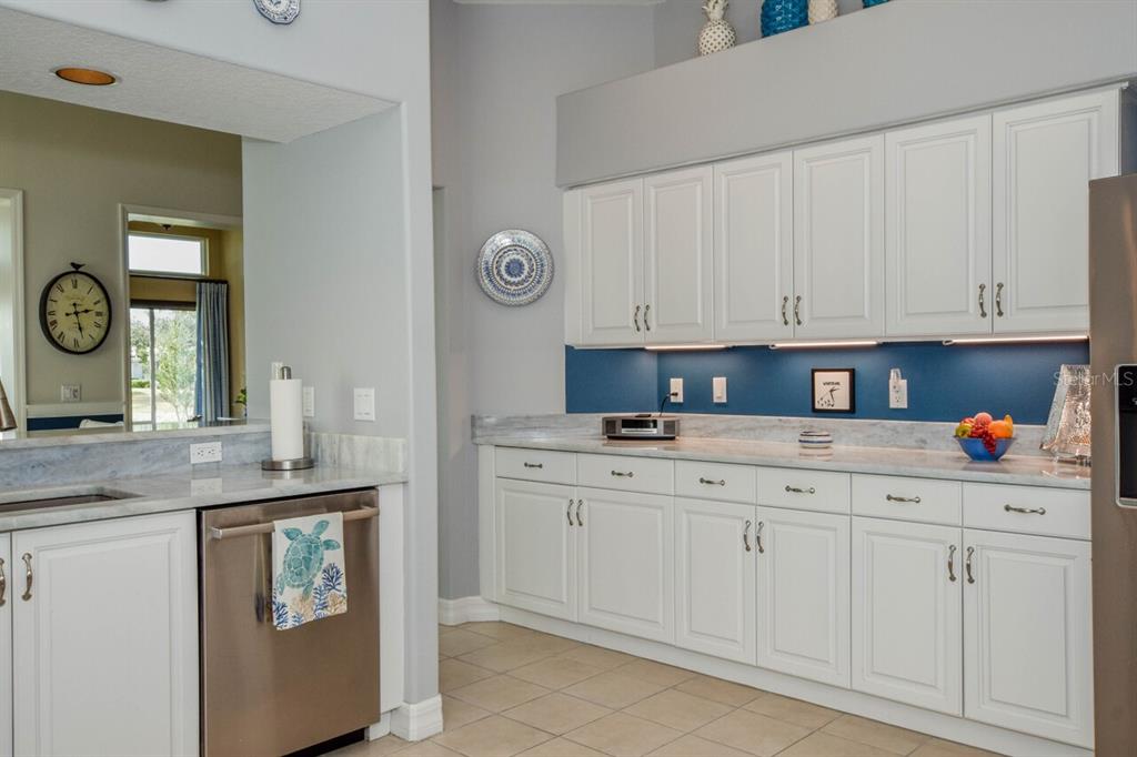 657 Crossfield Circle, Unit 6 Venice, FL 34293 - Photo 14 of 60