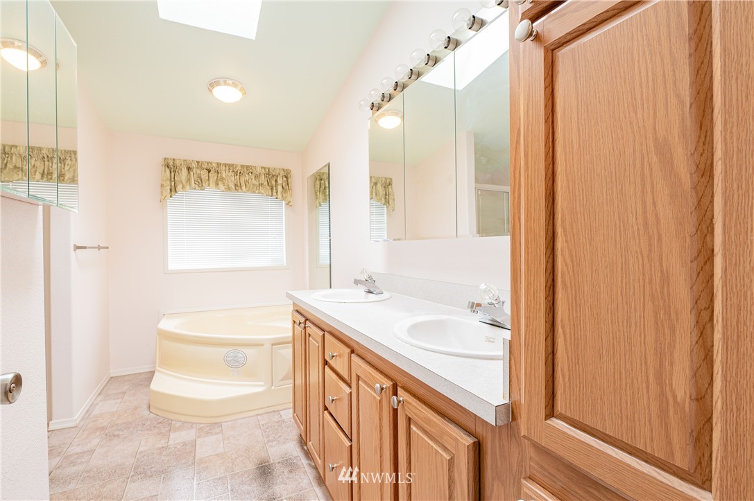 46777 Baker Loop Road Concrete, WA 98237 - Photo 12 of 30 Gallery Image 12