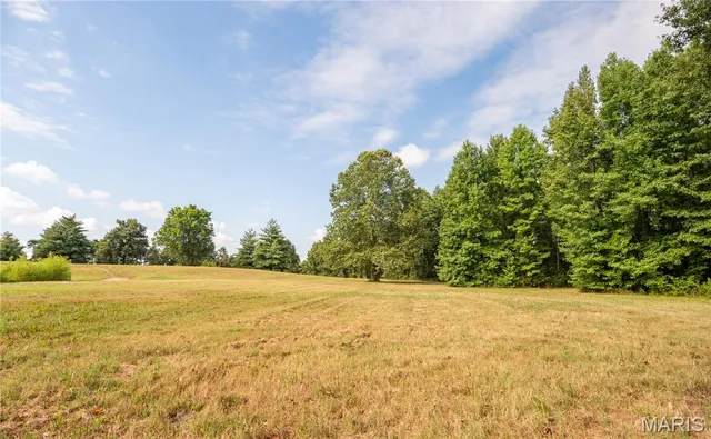 $379,900 | 37 Plantation Drive, Sikeston, MO 63801