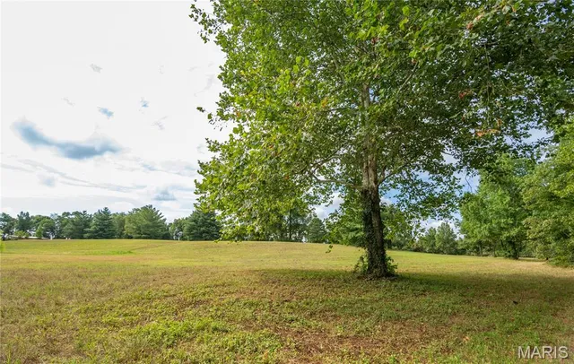 $379,900 | 37 Plantation Drive, Sikeston, MO 63801