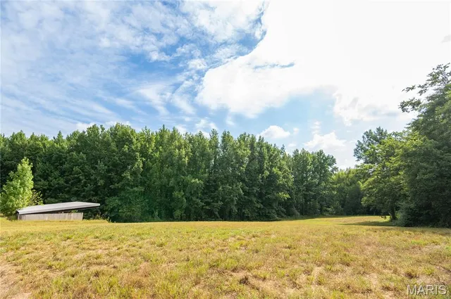 $379,900 | 37 Plantation Drive, Sikeston, MO 63801