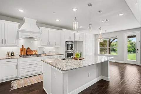 $829,900 | 273 Shallow Brook Drive, Sunnyvale, TX 75182