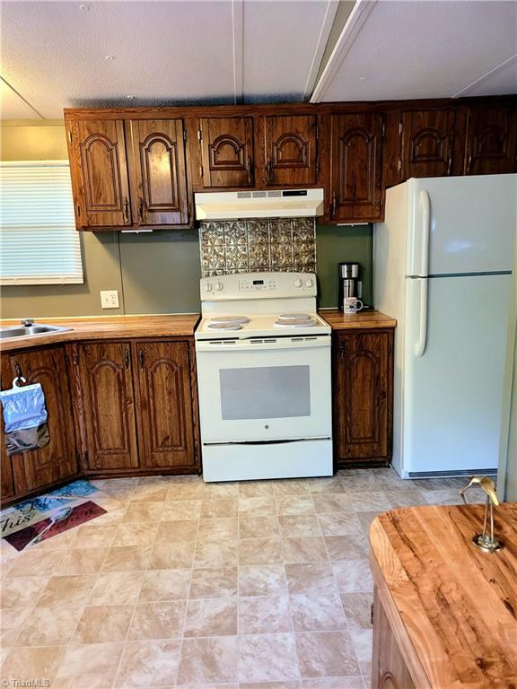 243 Robin Hood Road Lexington, NC 27292 - Photo 6 of 20 Gallery Image 6