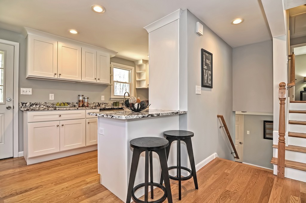 25 Sandy Brook Road Burlington, MA 01803 - Photo 8 of 20 Gallery Image 8