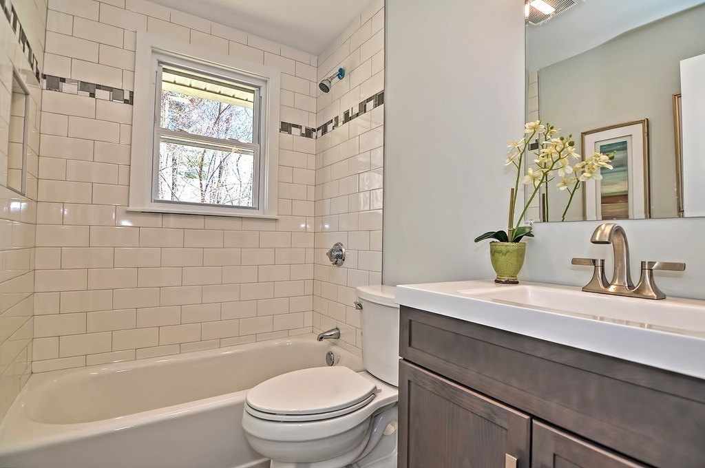 25 Sandy Brook Road Burlington, MA 01803 - Photo 9 of 20 Gallery Image 9