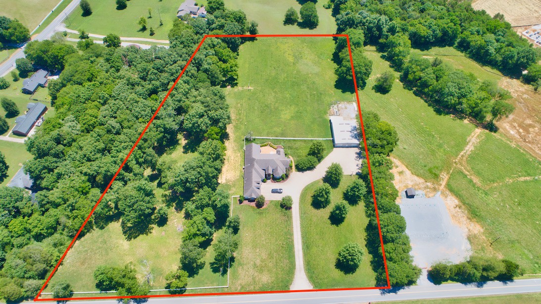 3981 Horn Springs Road Lebanon, TN 37087 - Photo 2 of 50