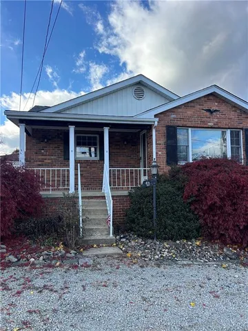 $1,600 | 414 Plum Avenue, New Kensington, PA 15068