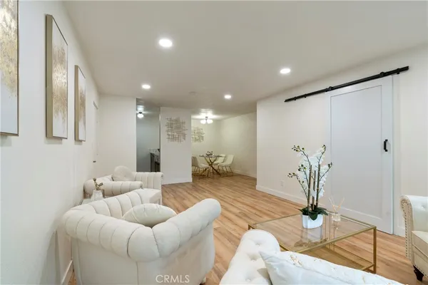 $472,000 | 4900 Overland Avenue, Unit 135, Culver City, CA 90230