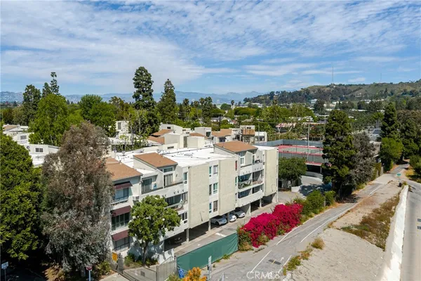 $472,000 | 4900 Overland Avenue, Unit 135, Culver City, CA 90230