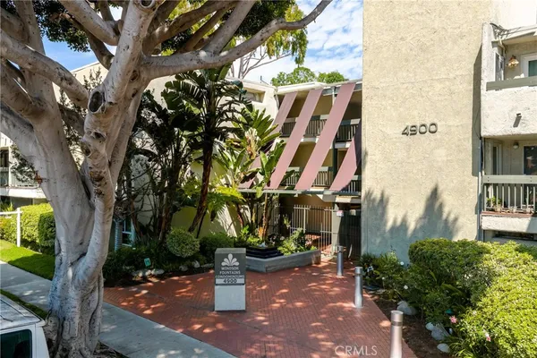 $472,000 | 4900 Overland Avenue, Unit 135, Culver City, CA 90230