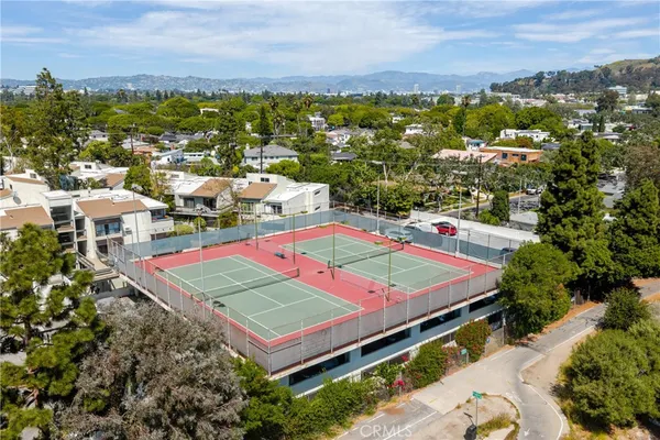 $472,000 | 4900 Overland Avenue, Unit 135, Culver City, CA 90230