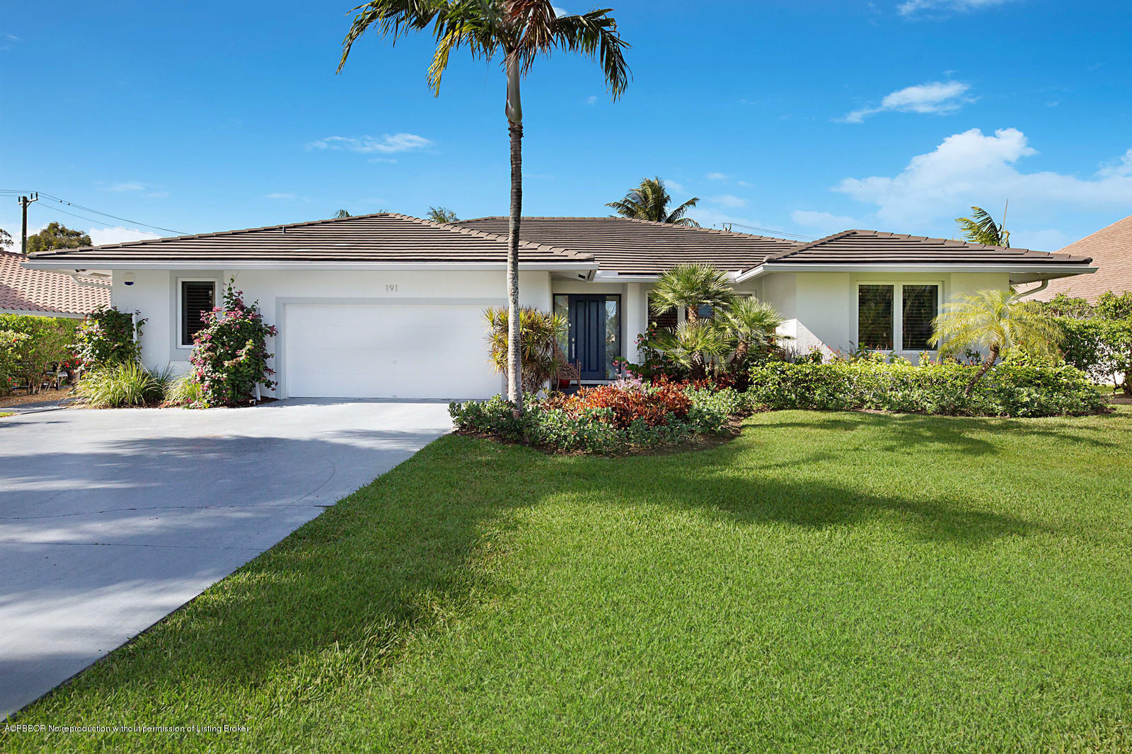 191 South Country Club Boulevard Boca Raton, FL 33487 - Photo 1 of 48 01_191_S__Country_Club26_mls
