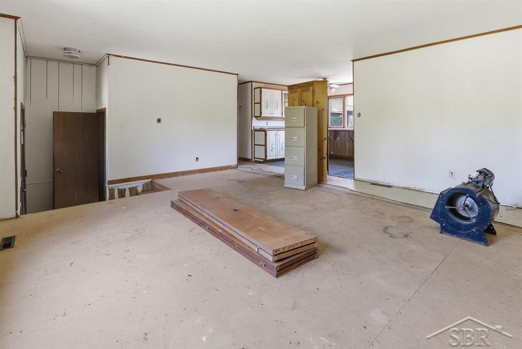 1777 West Pine River Road Breckenridge, MI 48615 - Photo 15 of 27