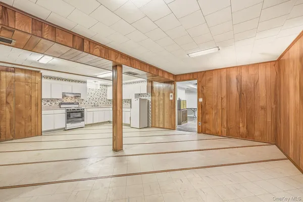 $1,149,000 | 138-07 13th Avenue | Whitestone