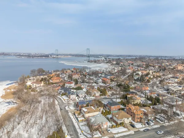 $1,149,000 | 138-07 13th Avenue | Whitestone
