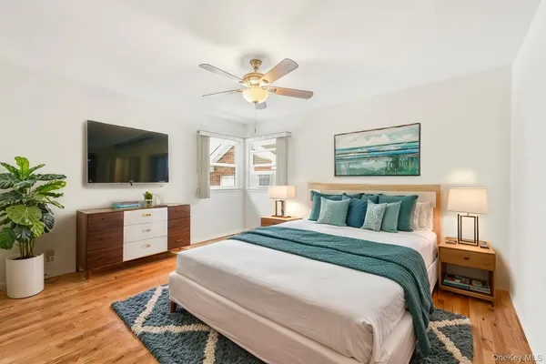 $1,149,000 | 138-07 13th Avenue | Whitestone