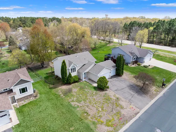 $399,900 | 7606 Behm Lane, Lino Lakes, MN 55014