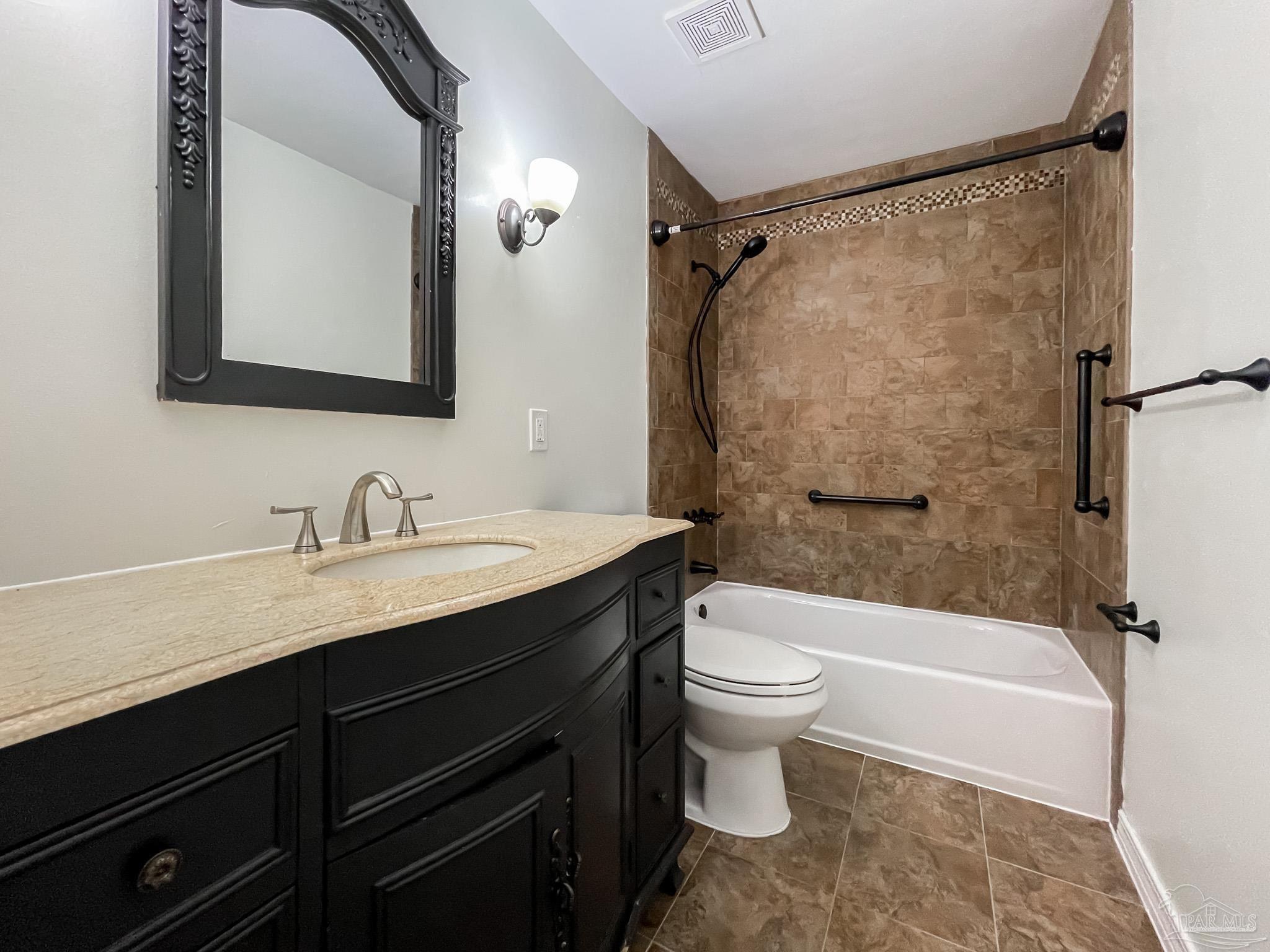 15021 Innerarity Point Road Pensacola, FL 32507 - Photo 16 of 28