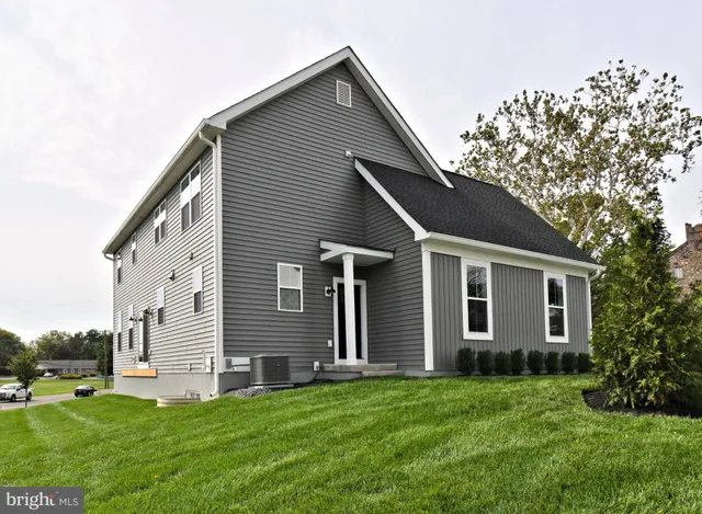 $874,800 | 942 Stein Court, Warminster, PA 18974