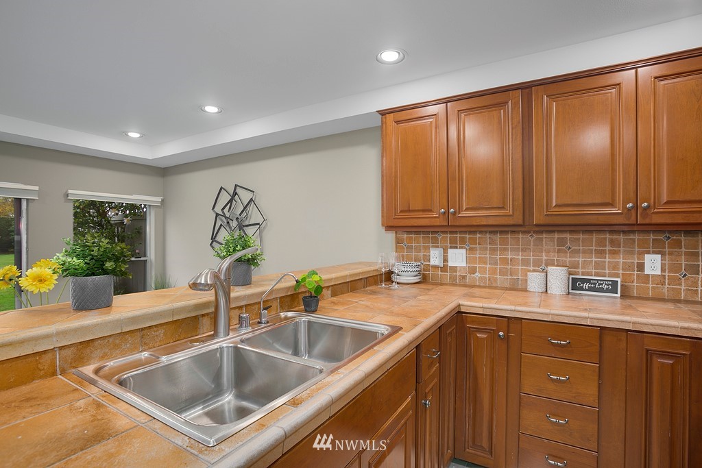 7250 Old Redmond Road, Unit K139 Redmond, WA 98052 - Photo 8 of 27 Gallery Image 8