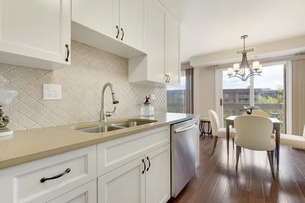$395,000 | 1280 Rudolph Drive, Unit 4K, Northbrook, IL 60062