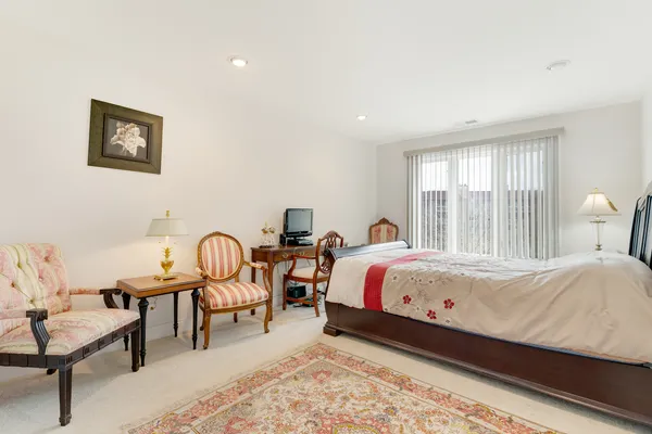 $395,000 | 1280 Rudolph Drive, Unit 4K, Northbrook, IL 60062