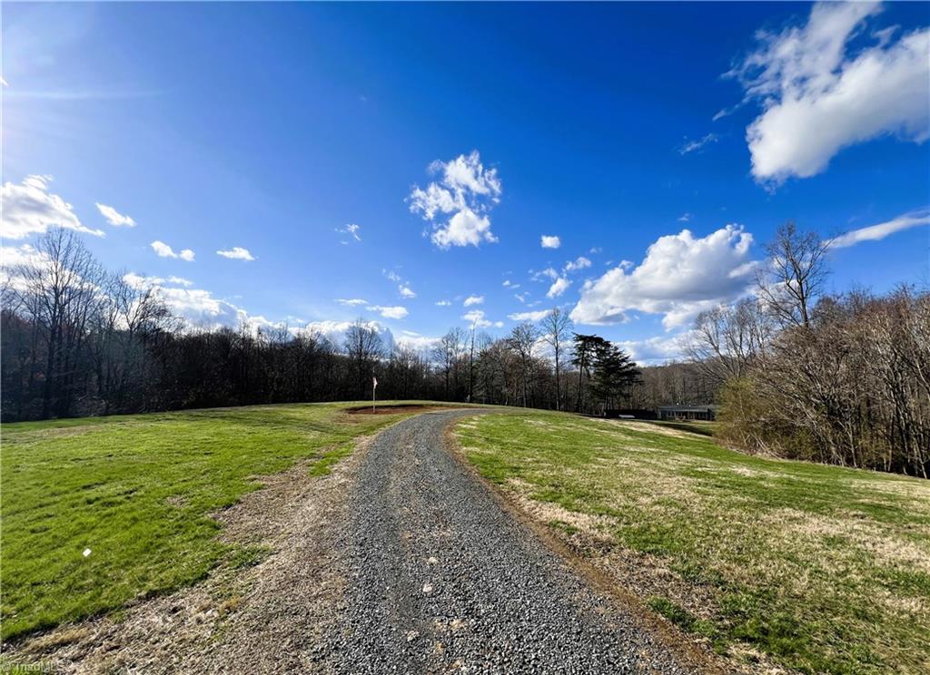 1144 Duggins Road Madison, NC 27025 - Photo 3 of 49