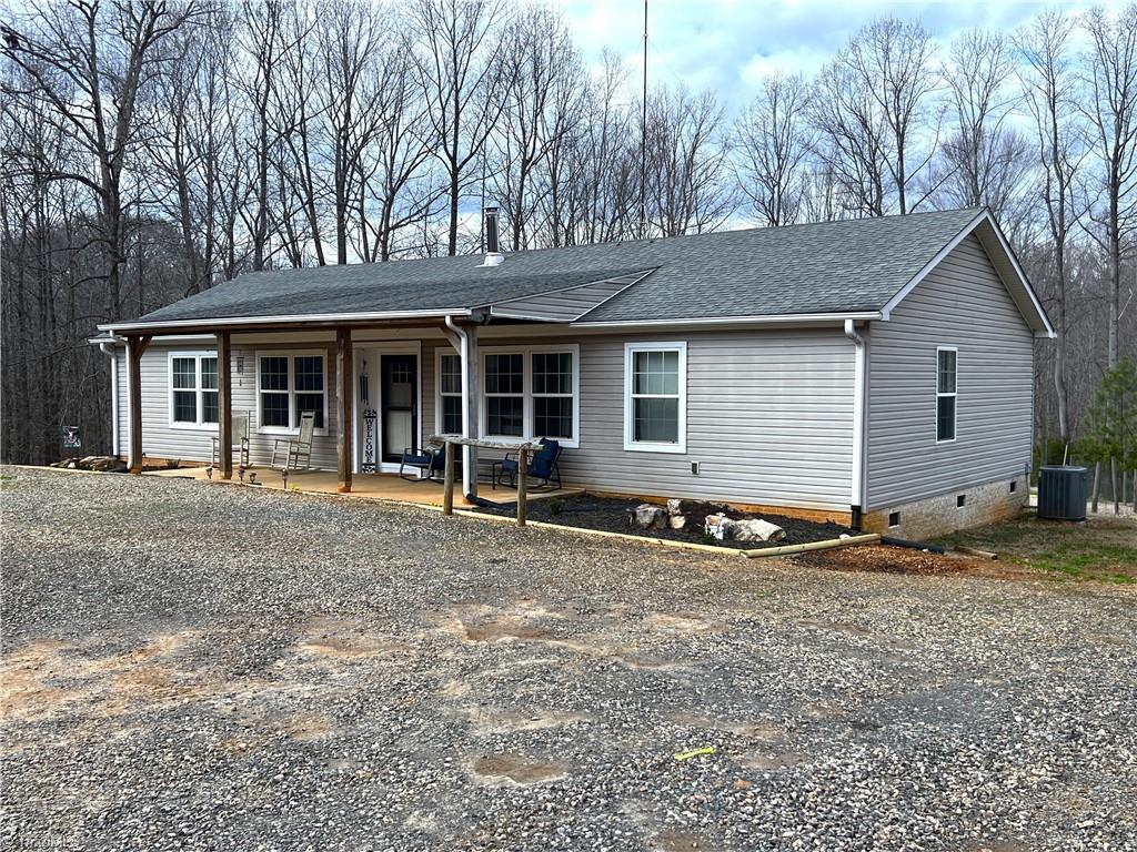 1144 Duggins Road Madison, NC 27025 - Photo 35 of 49