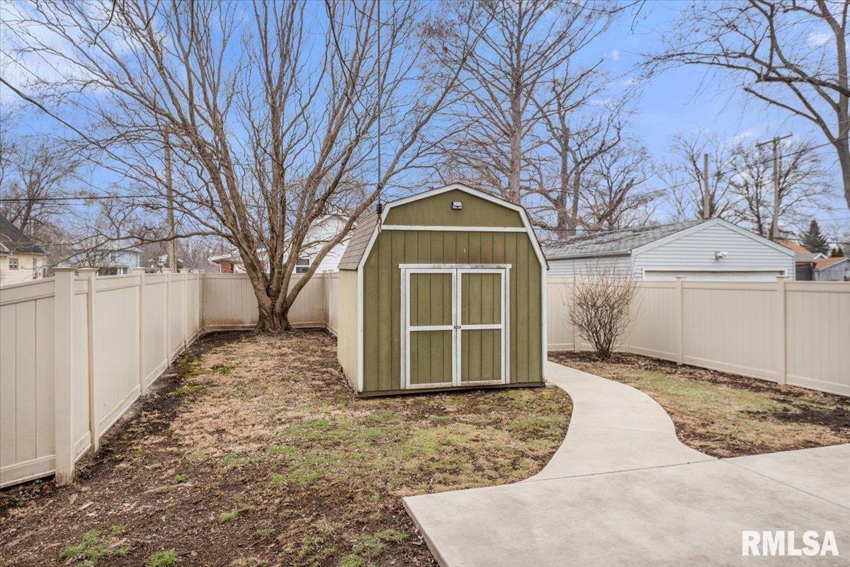 2449 Yale Boulevard Springfield, IL 62703 - Photo 27 of 37 Gallery Image 27