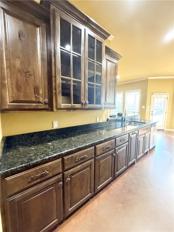 23 North Shore Circle Waco, TX 76708 - Photo 8 of 32 a kitchen with stainless steel appliances granite countertop a sink and dishwasher a granite counter tops with a large window