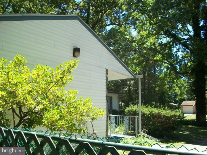 25 Chews Landing Road Lindenwold, NJ 08021 - Photo 3 of 17 Exterior Side