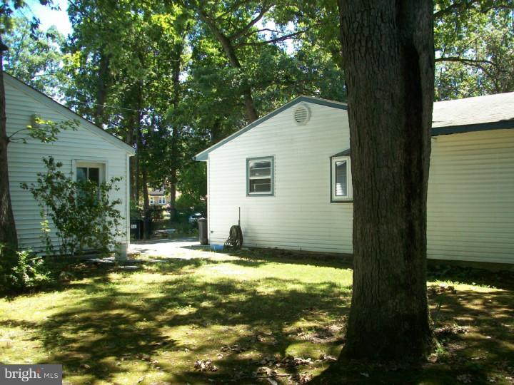 25 Chews Landing Road Lindenwold, NJ 08021 - Photo 5 of 17 Exterior Back
