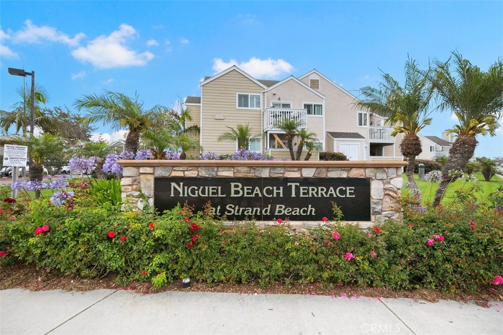 34132 Selva Road, Unit 252 Dana Point, CA 92629 - Photo 2 of 30 Entrance