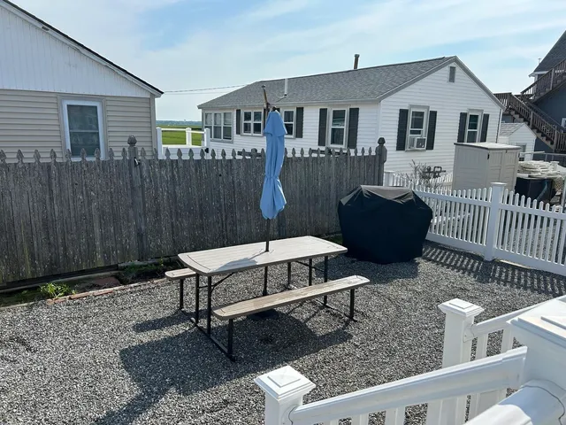 $2,000 | 23 Diane Lane, Hampton, NH 03842