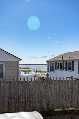 $2,000 | 23 Diane Lane, Hampton, NH 03842