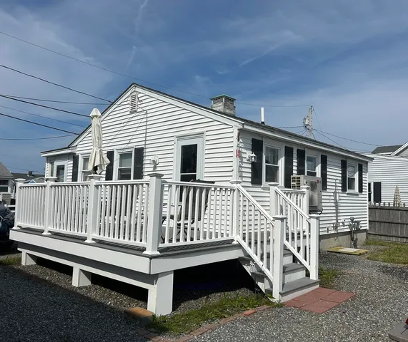 $2,000 | 23 Diane Lane, Hampton, NH 03842