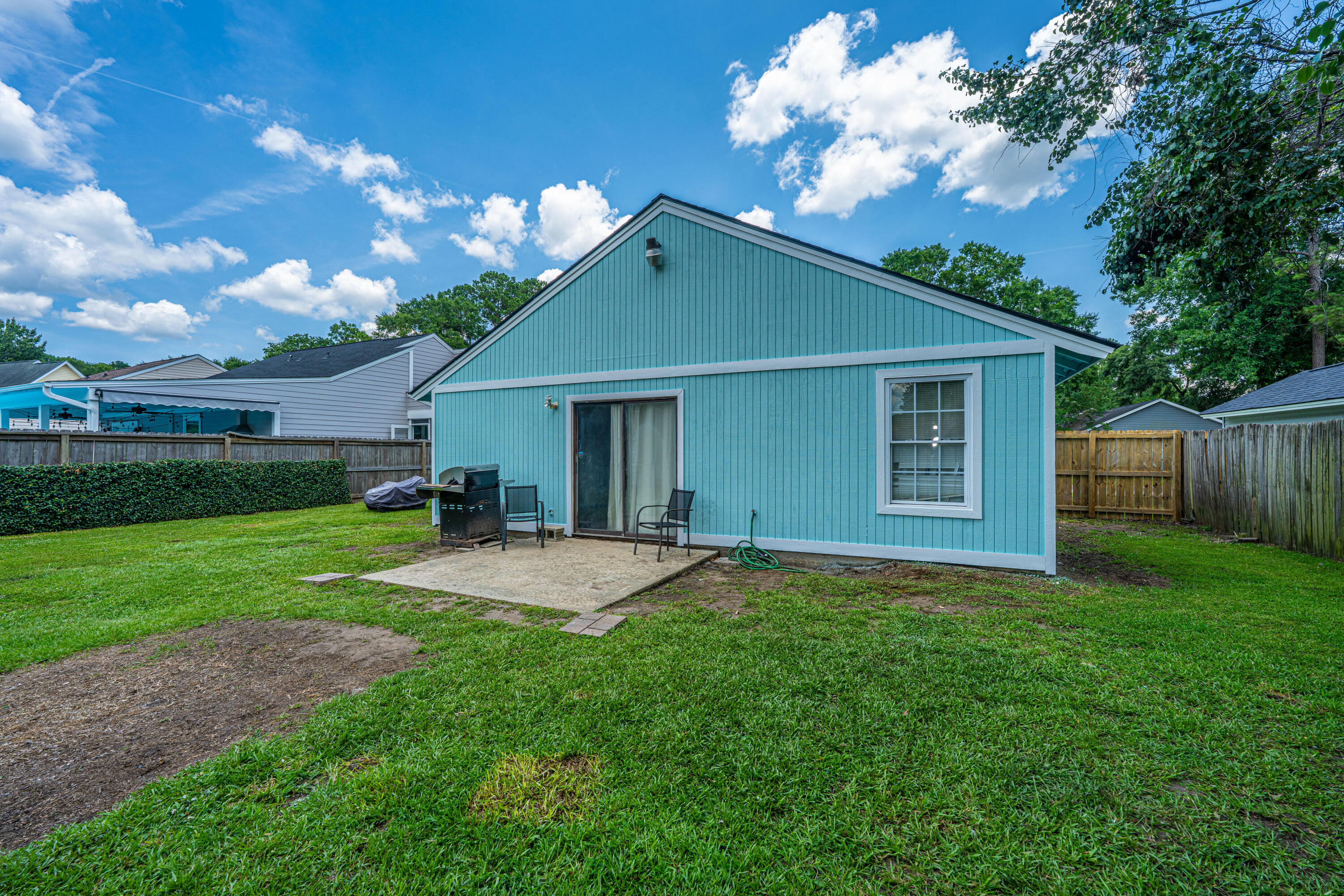 160 Lancashire Road Summerville, SC 29486 - Photo 23 of 23 160LancashireRd32backyard