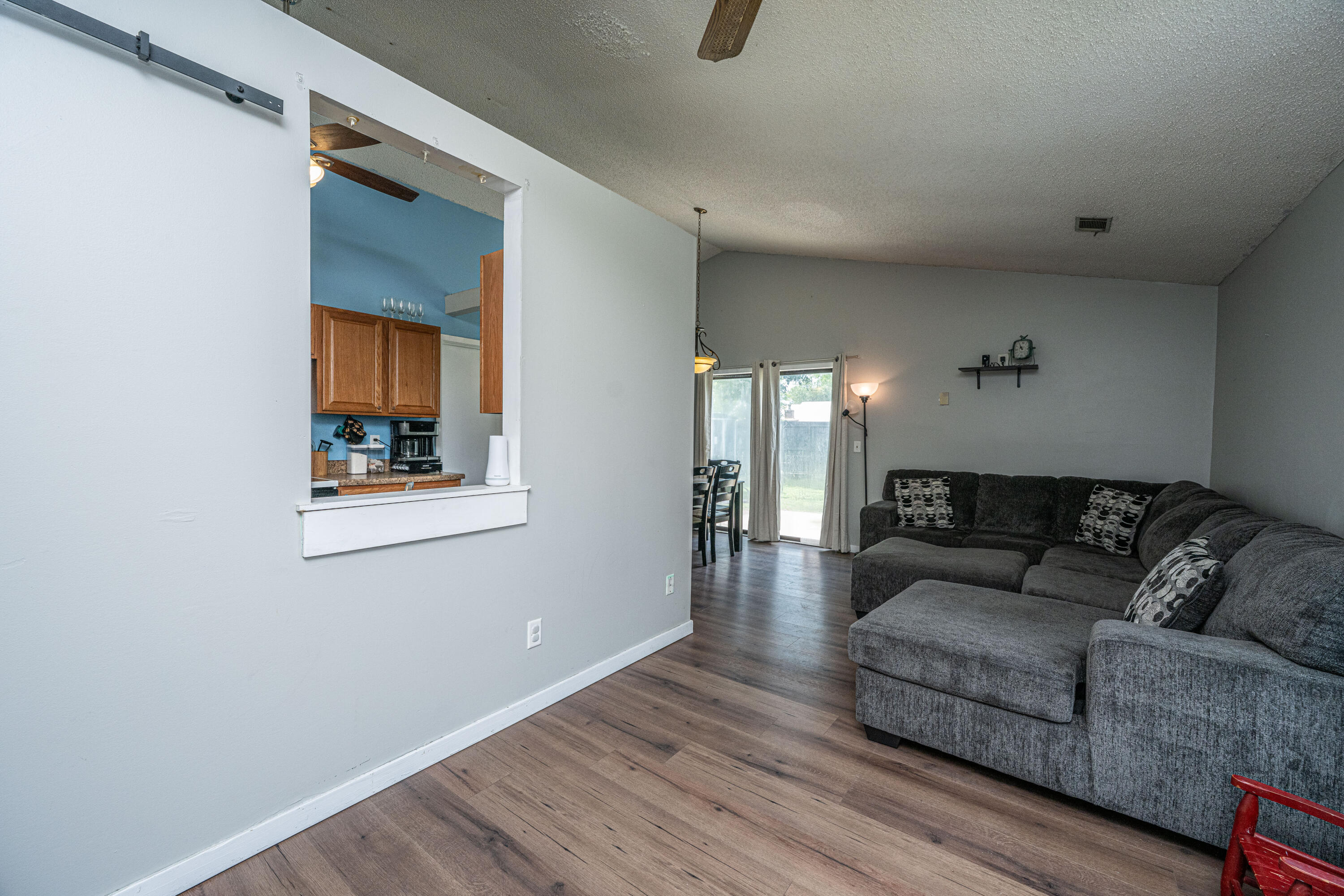160 Lancashire Road Summerville, SC 29486 - Photo 6 of 23 160LancashireRdindowtokitchen