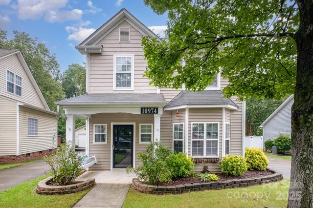 $385,000 | 10974 Heritage Green Drive, Cornelius, NC 28031