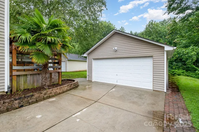 $385,000 | 10974 Heritage Green Drive, Cornelius, NC 28031