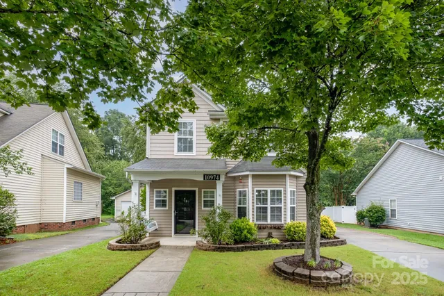 $385,000 | 10974 Heritage Green Drive, Cornelius, NC 28031