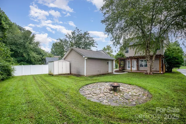 $385,000 | 10974 Heritage Green Drive, Cornelius, NC 28031