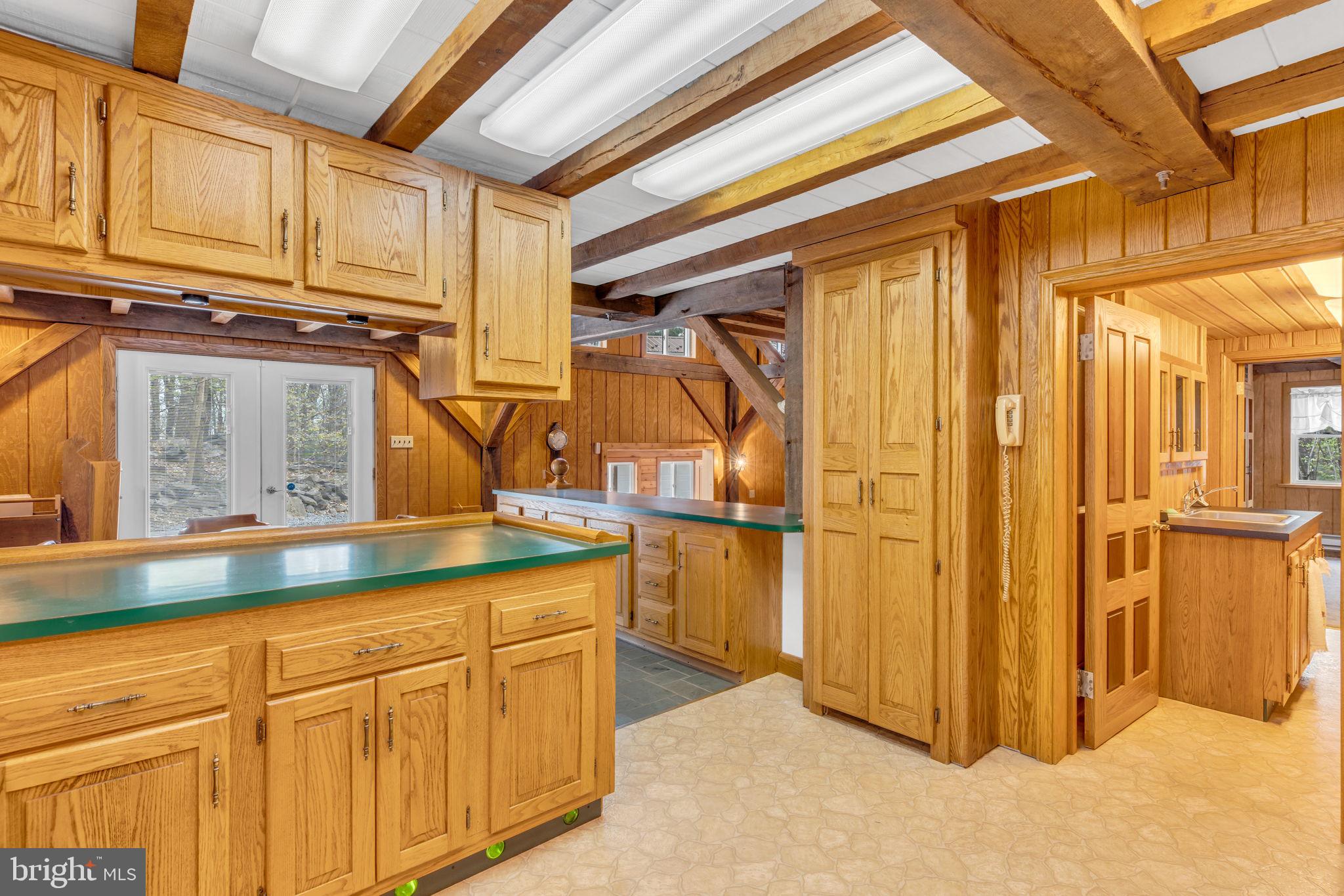945 New Road Orrtanna, PA 17353 - Photo 12 of 58 Kitchen