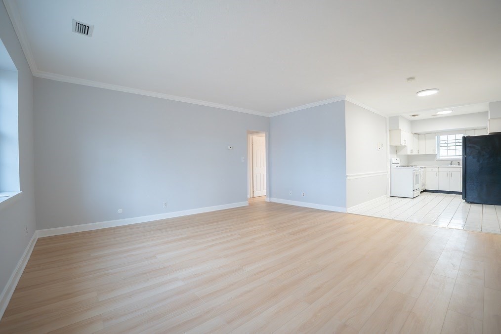 99 Lake Shore Road, Unit 3 Boston, MA 02135 - Photo 3 of 27 Gallery Image 3