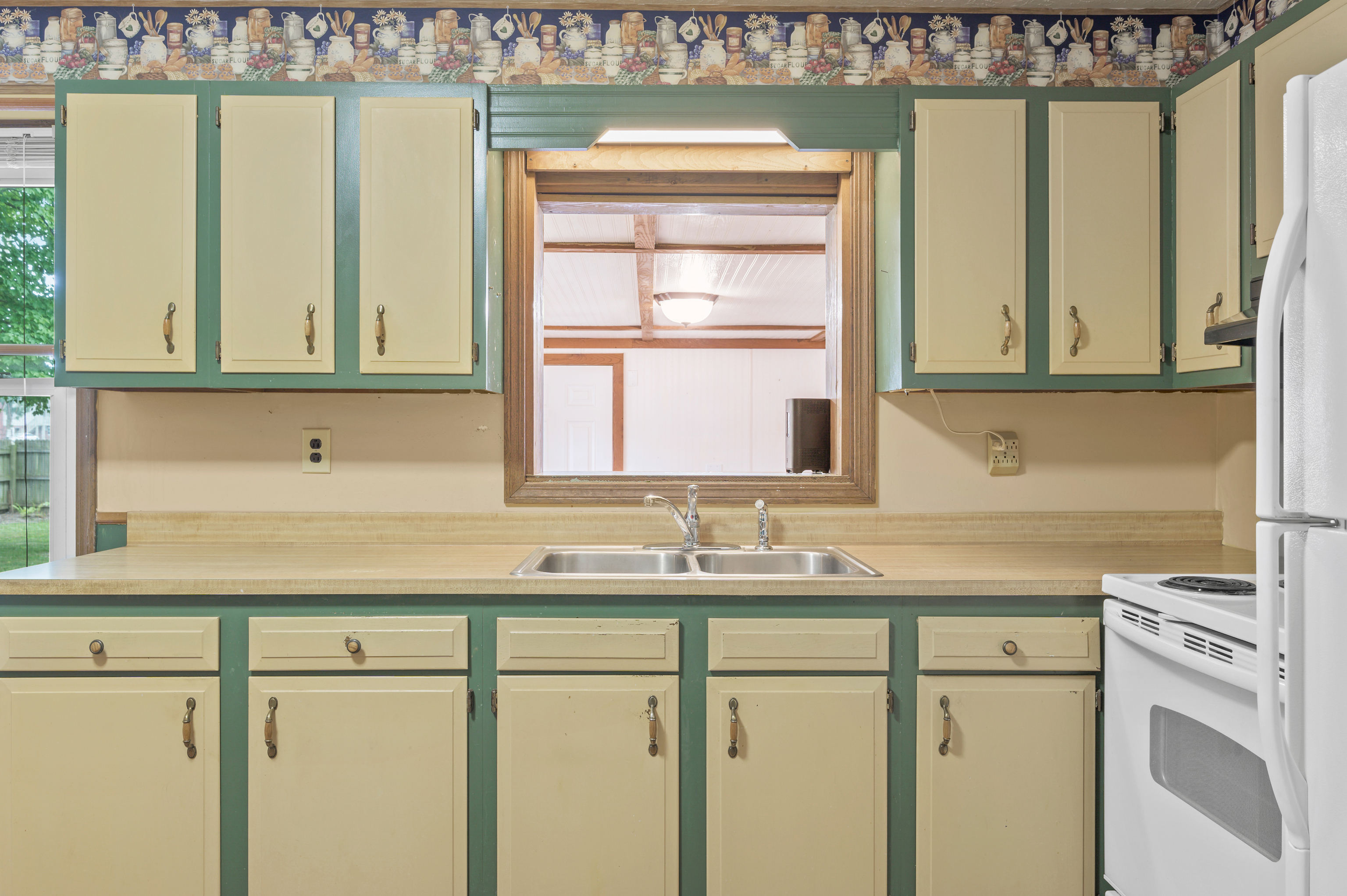 719 Sprenger Road Seymour, IN 47274 - Photo 15 of 44