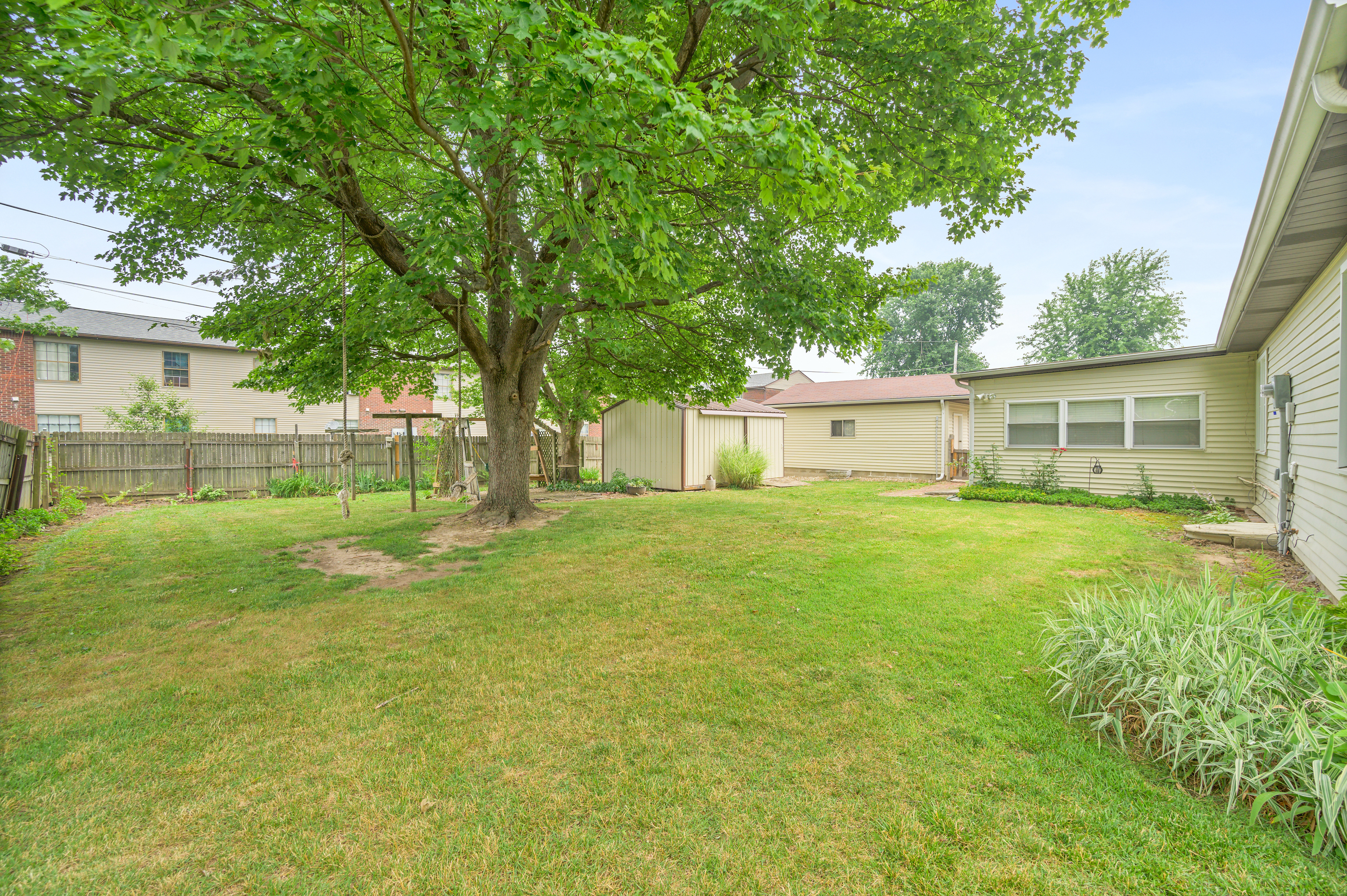 719 Sprenger Road Seymour, IN 47274 - Photo 34 of 44