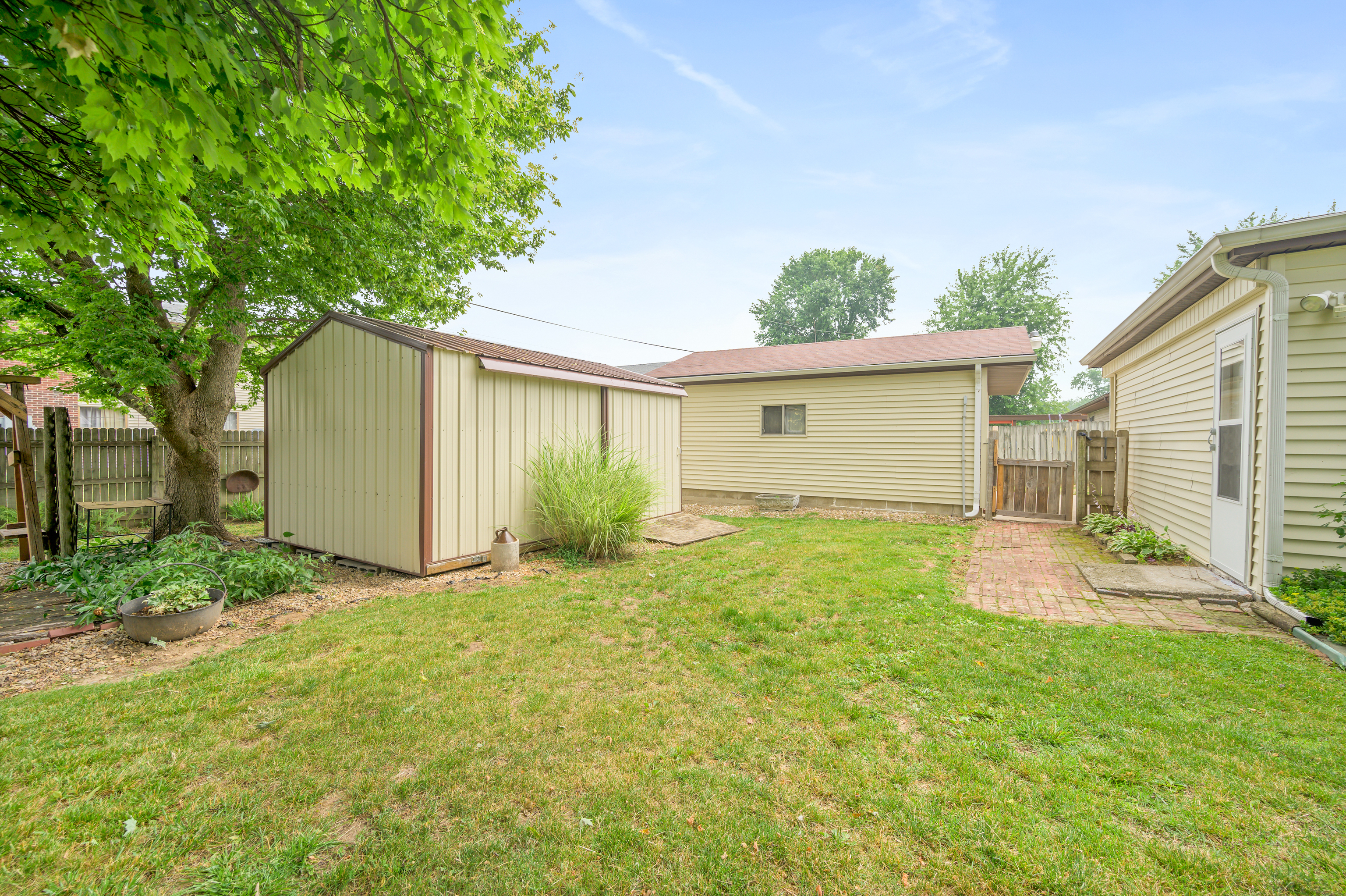 719 Sprenger Road Seymour, IN 47274 - Photo 35 of 44